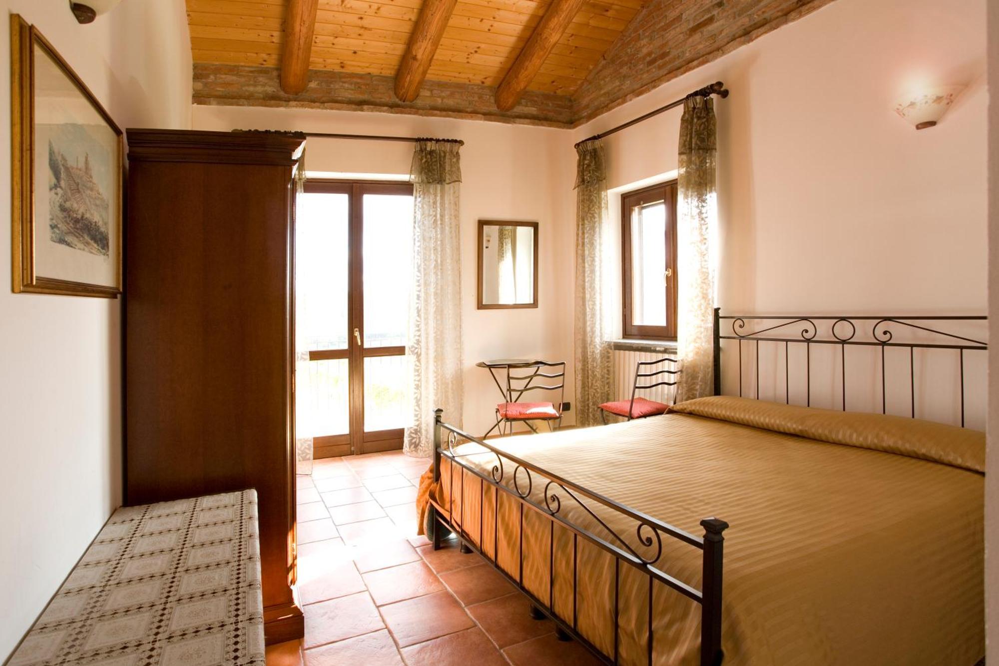 Agriturismo Antichi Poderi Gallina Neive Dış mekan fotoğraf