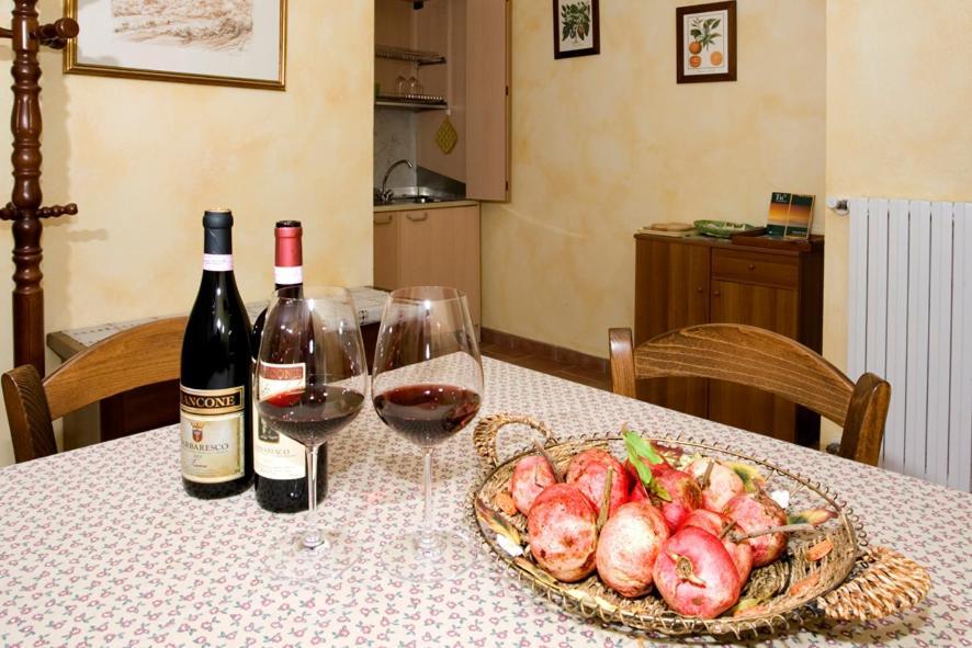 Agriturismo Antichi Poderi Gallina Neive Dış mekan fotoğraf