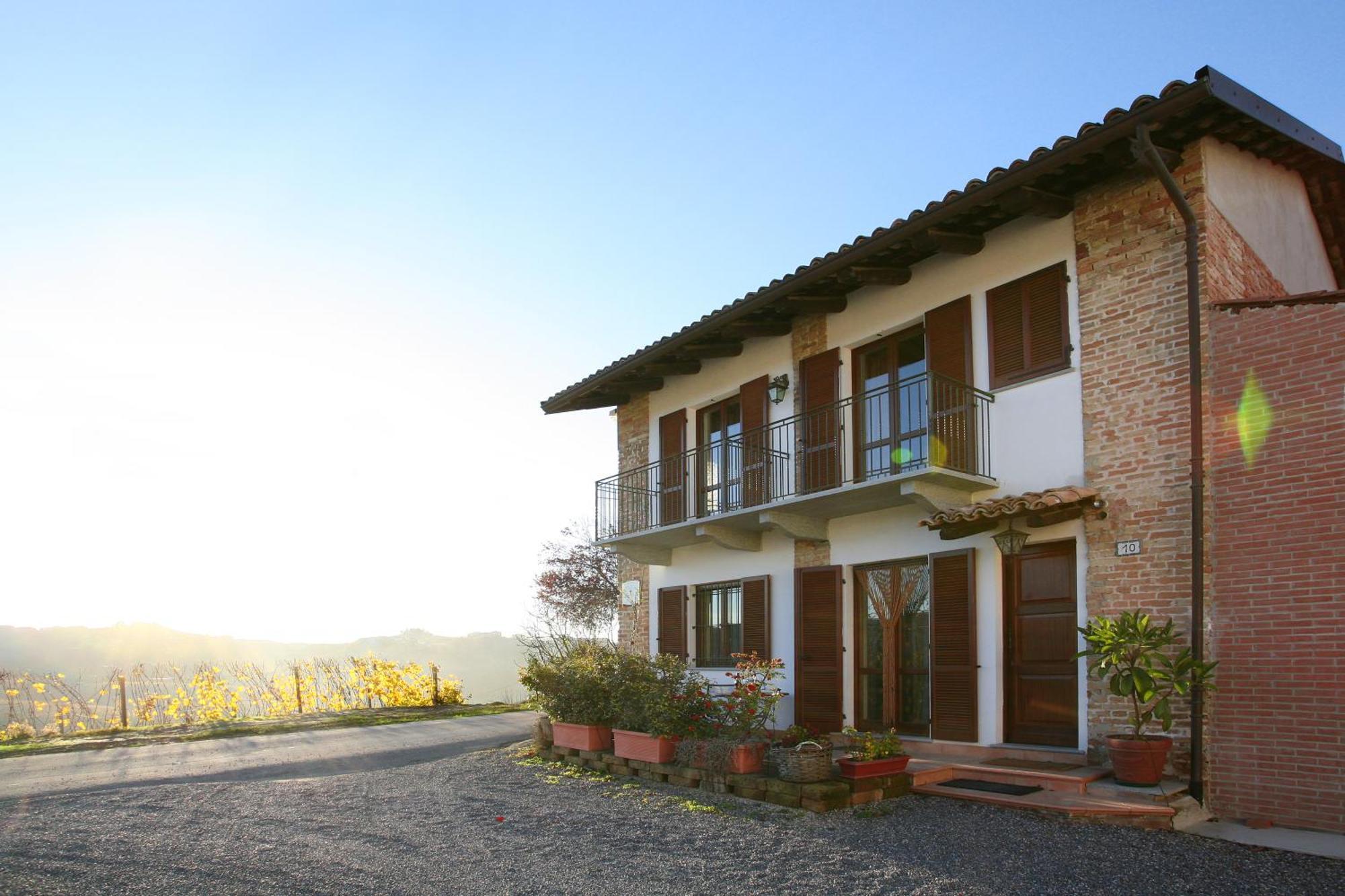 Agriturismo Antichi Poderi Gallina Neive Dış mekan fotoğraf